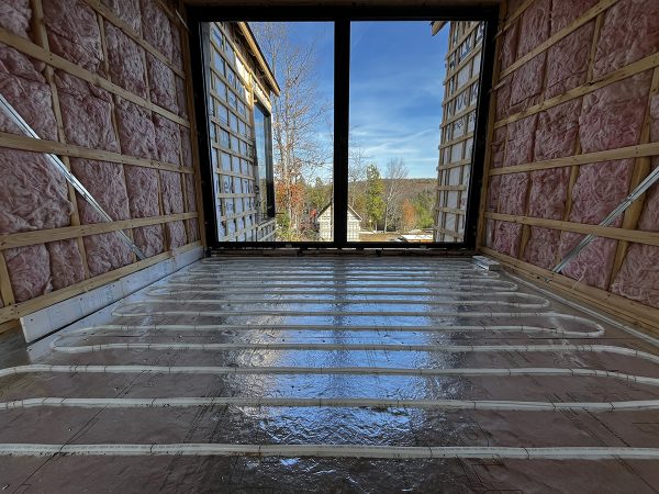 Tuyauterie de plancher chauffant pour chappe de beton